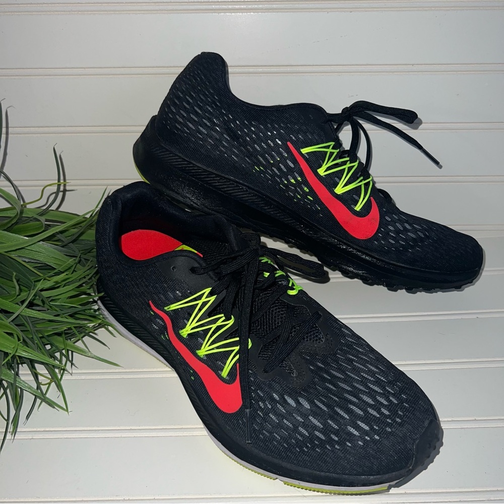 Nike Zoom Winflo 5 'Black Bright Crimson' AA7406-004 Sneakers